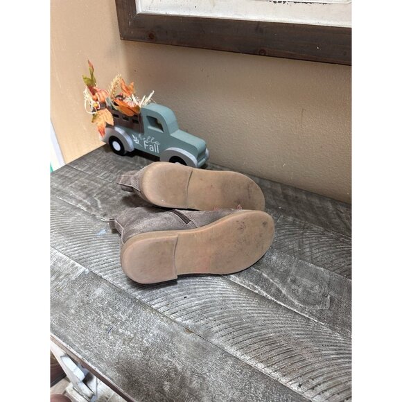 L’amour Girls Nicola Scalloped Chelsea Boot Size 13 - Picture 6 of 6